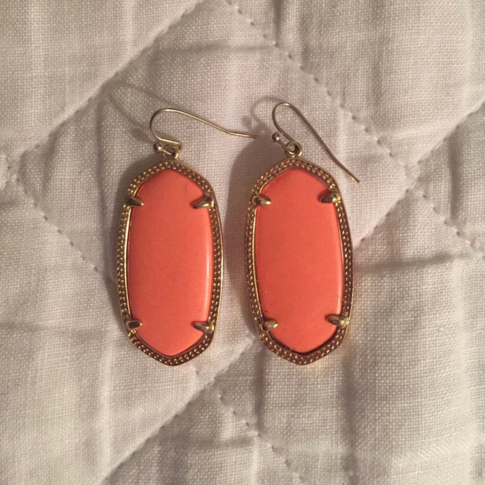 Kendra Scott Coral Danielle Earrings